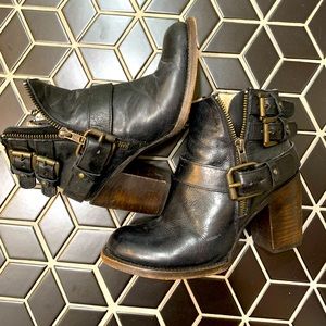 Freebies Black leather boots